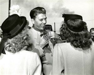 Image description is not available for 1947.030